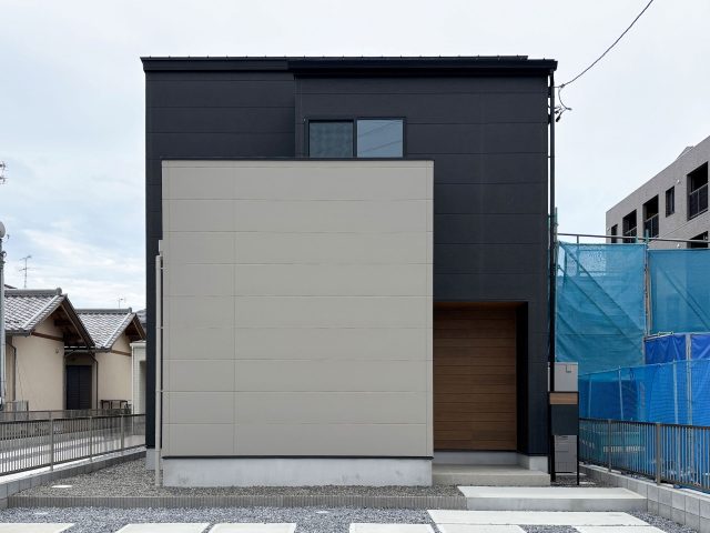ガーデンスクエア柳津町梅松　Ａ棟