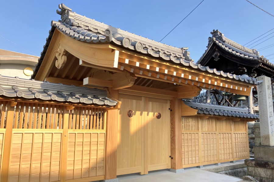 お寺の改修工事 | 社員のつぶやき